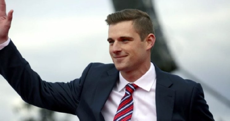 بو هینز، مشاور ارشد رمزنگاری ترامپ از شورای کاخ سفید استعفا داد