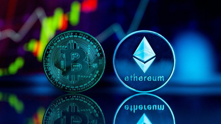 etf-bitcoin-ethereum-outflows